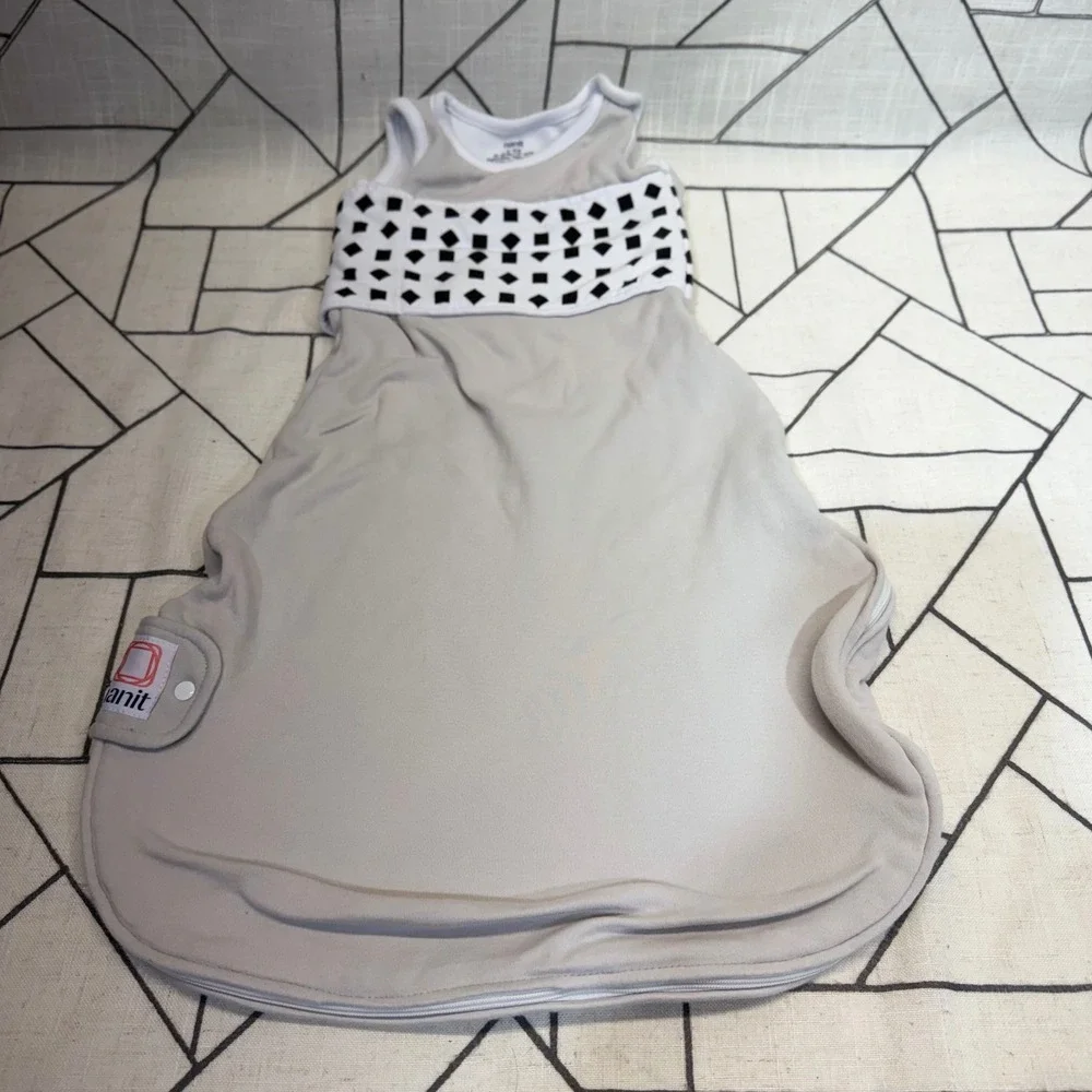 Nanit Breathing Wear Sleeping Bag 6-12M Gray Geometric Pattern Wearable Blanket